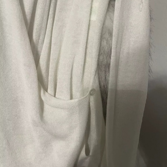 Lilly Pulitzer Sydelle Wrap Sweater, Ivory, Cashmere Blend, Size Medium - Picture 10 of 16